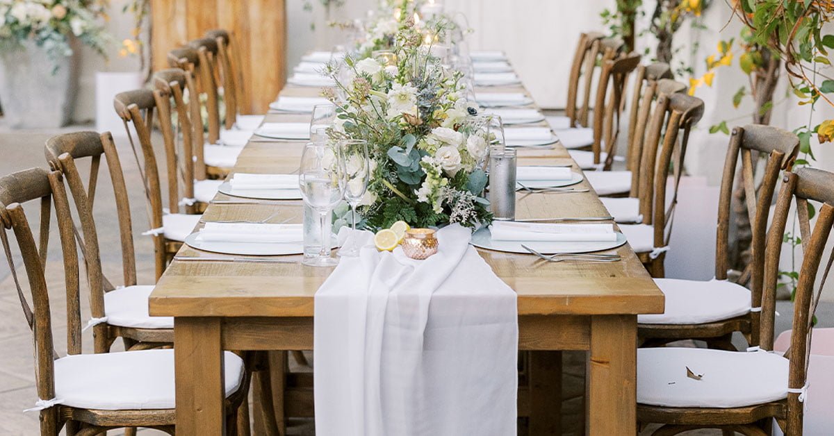 Organising a Minimalist Wedding? All you need to know.