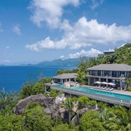 Four-seasons-seychelles-wedding